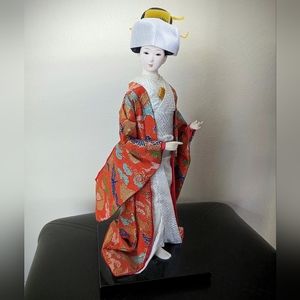 Vtg Japanese Geisha Doll